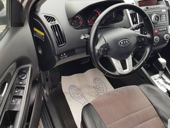 2010 Kia Ceed I Рестайлинг, серебристый, 650000 рублей - вид 7