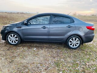 2012 Kia Rio 5-speed III, серый, 920000 рублей, вид 3