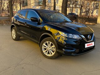 2020 Nissan Qashqai II Рестайлинг, чёрный, 1800000 рублей, вид 1
