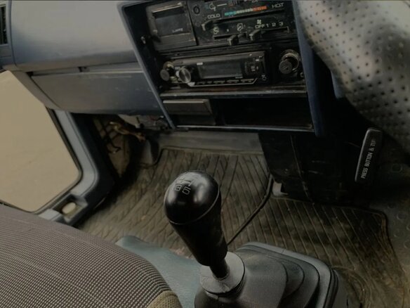 1991 Isuzu Elf (N-series), белый, 465000 рублей - вид 16