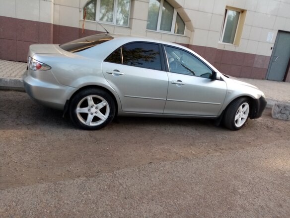 2004 Mazda 6 I (GG), серебристый - вид 1