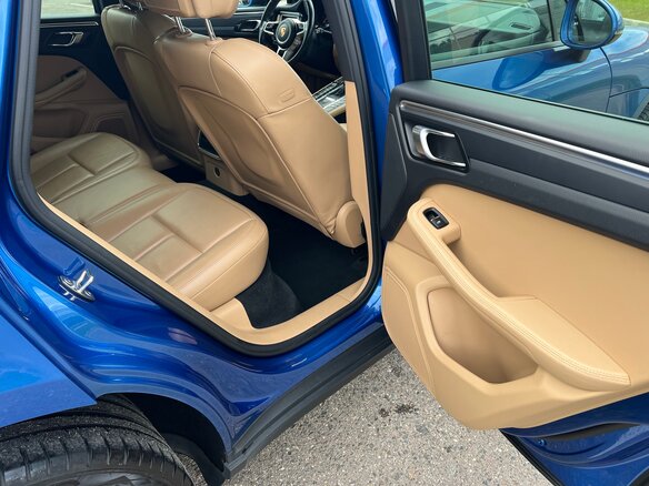 2018 Porsche Macan I, синий, 3500000 рублей - вид 32