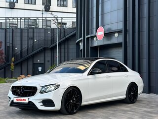 2016 Mercedes-Benz E-Класс 200 V (W213, S213, C238), белый, 2900000 рублей, вид 1