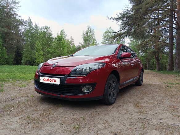2012 Renault Megane III Рестайлинг, красный, 780000 рублей