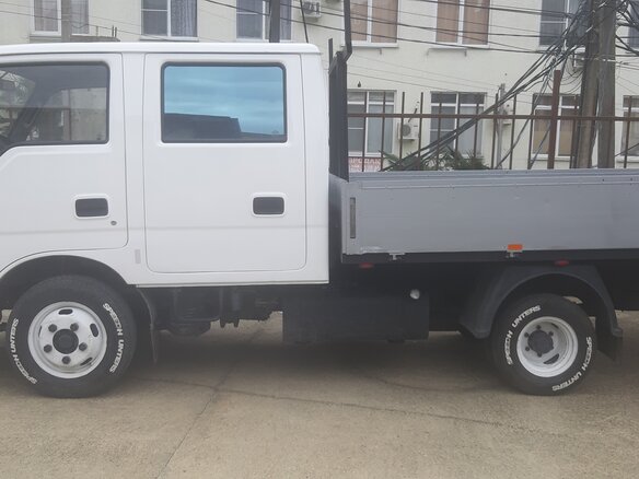2004 Kia K-Series, белый, 1200000 рублей - вид 12