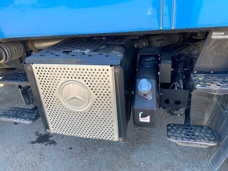 2013 Mercedes-Benz Unimog, синий, 12000000 рублей, вид 4
