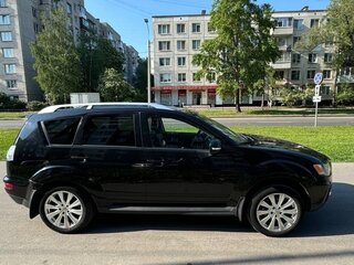 2010 Mitsubishi Outlander II Рестайлинг, чёрный, 1270000 рублей, вид 3
