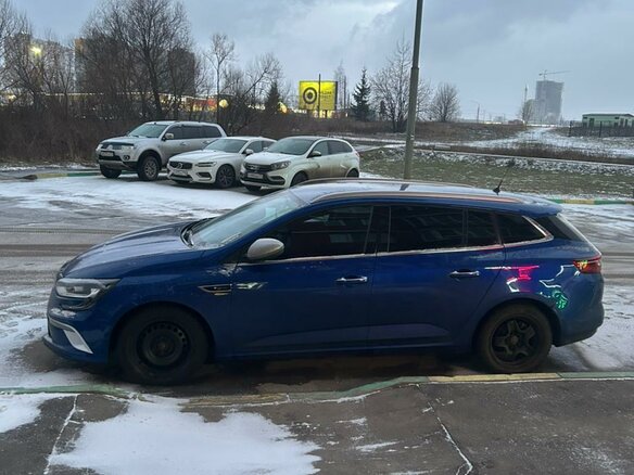 2019 Renault Megane IV, синий, 1750000 рублей - вид 4