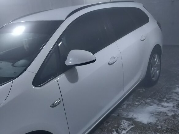 2013 Opel Astra J Рестайлинг, белый, 850000 рублей - вид 12