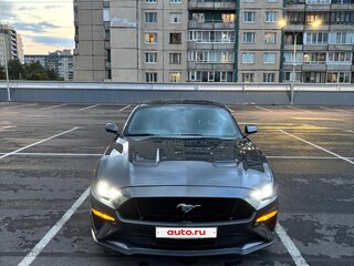2018 Ford Mustang VI Рестайлинг, серый, 3200000 рублей, вид 2
