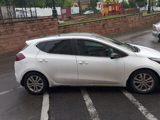 2012 Kia Ceed II, белый, 950000 рублей, вид 3