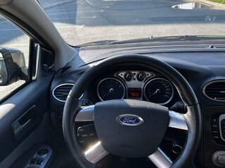 2009 Ford Focus II Рестайлинг, чёрный, 589000 рублей, вид 3