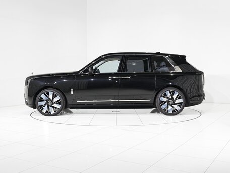 2025 Rolls-Royce Cullinan I Рестайлинг (Series II), чёрный, 46900000 рублей, вид 5