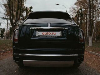 2020 Rolls-Royce Cullinan I (Series I), синий, 29700000 рублей, вид 5