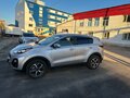 2020 Kia Sportage IV Рестайлинг, серебристый, 2550000 рублей - вид 5