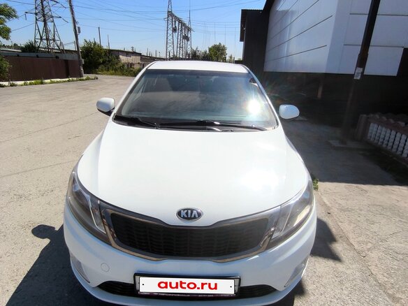 2014 Kia Rio 5-speed III, белый, 1190000 рублей - вид 1