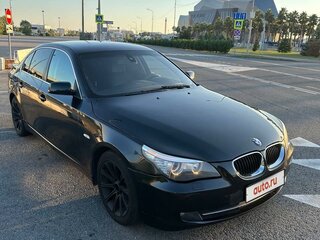 2007 BMW 5 серии 525i V (E60/E61) Рестайлинг, чёрный, 950000 рублей, вид 5