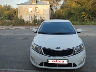 2012 Kia Rio 4-speed III, белый, 700000 рублей, вид 3