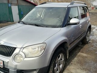 2011 Skoda Yeti I, серебристый, 800000 рублей, вид 1