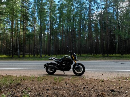 2024 Moto Morini Seiemmezzo SCR, зелёный, 555000 рублей, вид 3