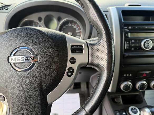 2008 Nissan X-Trail II, золотистый, 970000 рублей - вид 16