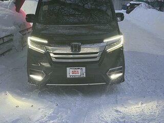 2019 Honda Stepwgn Spada V Рестайлинг, чёрный, 3950000 рублей, вид 2