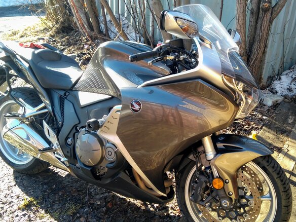 2013 Honda VFR 1200, серый, 1100000 рублей - вид 1