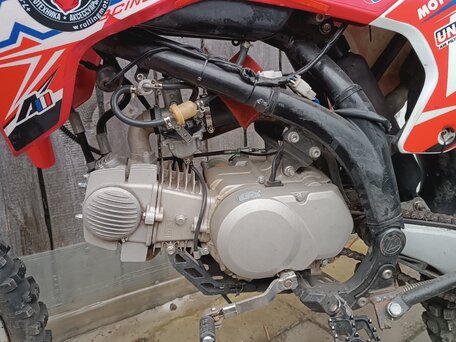 2018 Apollo Tracker 125LE, красный, 90000 рублей, вид 2