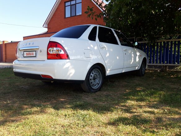 2013 Lada (ВАЗ) Priora I Рестайлинг, белый - вид 2