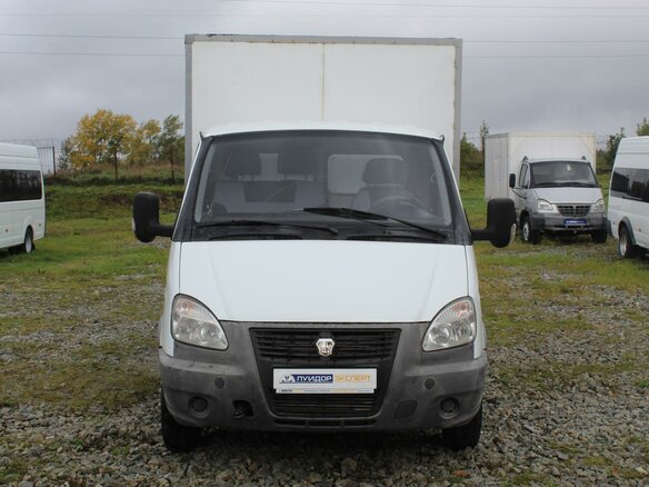 2011 ГАЗ ГАЗель (3302), белый - вид 1