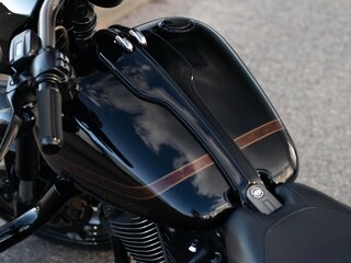 2017 Harley-Davidson CVO Pro Street Breakout, чёрный, 1690000 рублей, вид 4