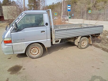 2012 Hyundai Porter, серебристый, 650000 рублей, вид 4