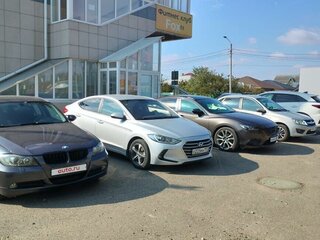 2016 Hyundai Elantra VI (AD), серебристый, 1600000 рублей, вид 2