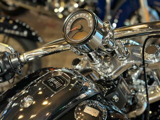 2025 Harley-Davidson Breakout, серый, 3550000 рублей, вид 4