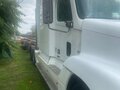 2003 Freightliner FLC, белый, 1200000 рублей - вид 3