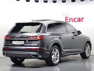 2022 Audi Q7 45 TDI II (4M) Рестайлинг, серый, 8774600 рублей, вид 2
