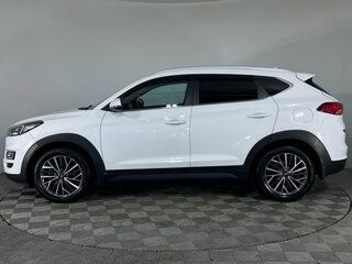 2019 Hyundai Tucson III Рестайлинг, белый, 2230000 рублей, вид 4