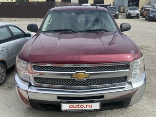 2012 Chevrolet Silverado II (GMT900), пурпурный, 2080000 рублей, вид 1