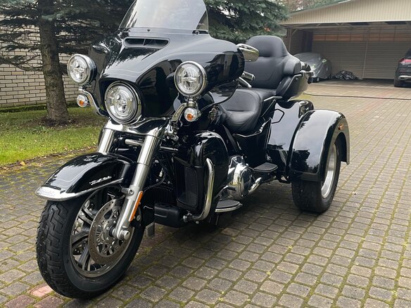 2024 Harley-Davidson Tri Glide, чёрный, 7500000 рублей - вид 7