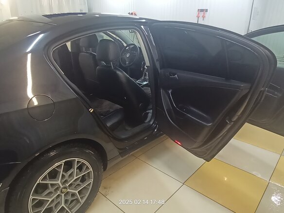 2008 Volkswagen Passat B6, чёрный, 910000 рублей - вид 2