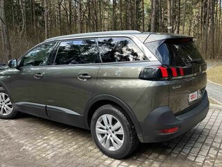 2018 Peugeot 5008 II, зелёный, 2050000 рублей, вид 3