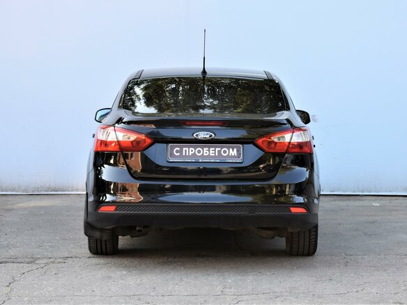 2013 Ford Focus III, чёрный - вид 3