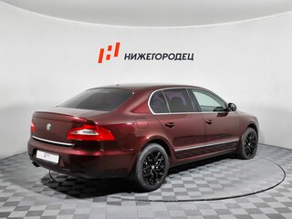 2012 Skoda Superb II, красный, 928000 рублей, вид 5