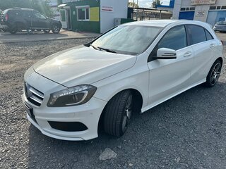 2015 Mercedes-Benz A-Класс 180 III (W176), белый, 1850000 рублей, вид 1