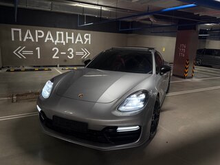 2018 Porsche Panamera 4S II, серебристый, 7100000 рублей, вид 3