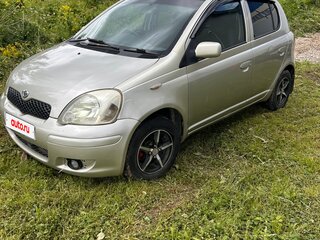 2002 Toyota Vitz I (P10), серый, 489000 рублей, вид 2