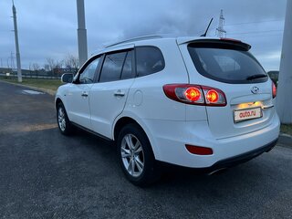 2010 Hyundai Santa Fe II Рестайлинг, белый, 1650000 рублей, вид 3