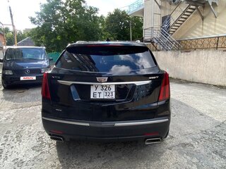 2022 Cadillac XT5 I Рестайлинг, чёрный, 4380000 рублей, вид 3