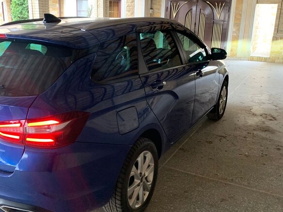 2022 Lada (ВАЗ) Vesta SW Предсерийная I Рестайлинг (NG), синий, 2000000 рублей - вид 2