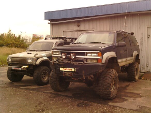 1996 Chevrolet Suburban VIII, синий - вид 2